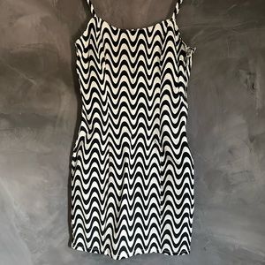 B/W stripes short dress